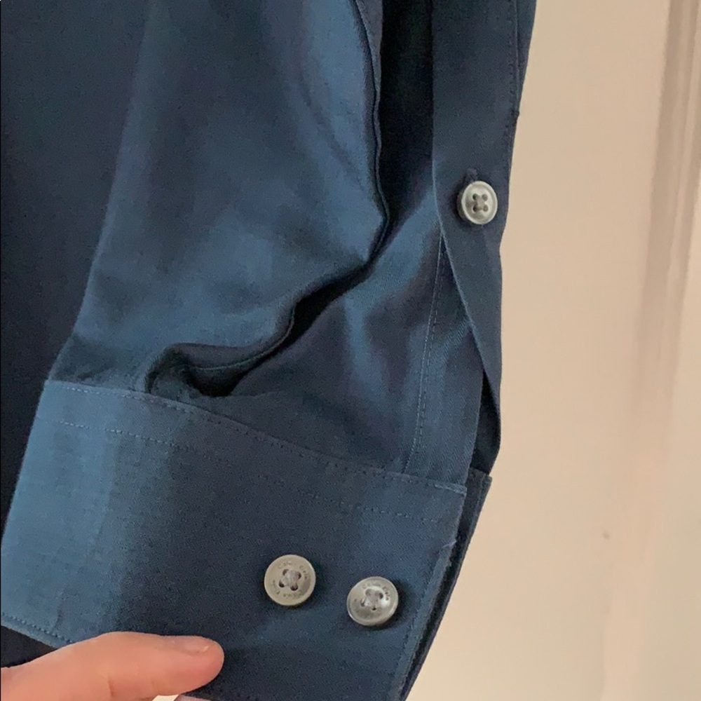 Men’s Calvin KleinSlim Fit Navy Shirt - Picture 5 of 5